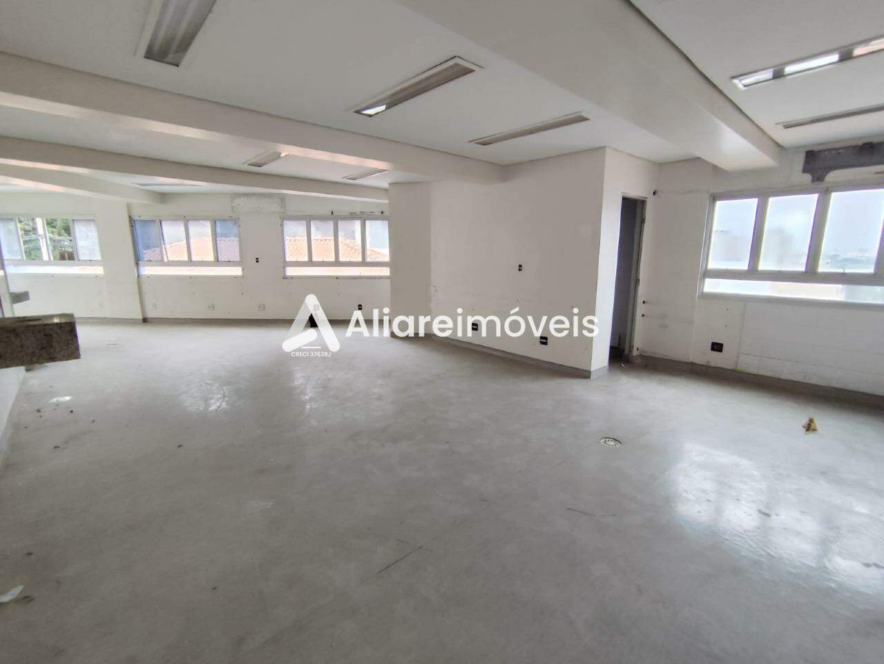 Casa Comercial à venda, 1500m² - Foto 13