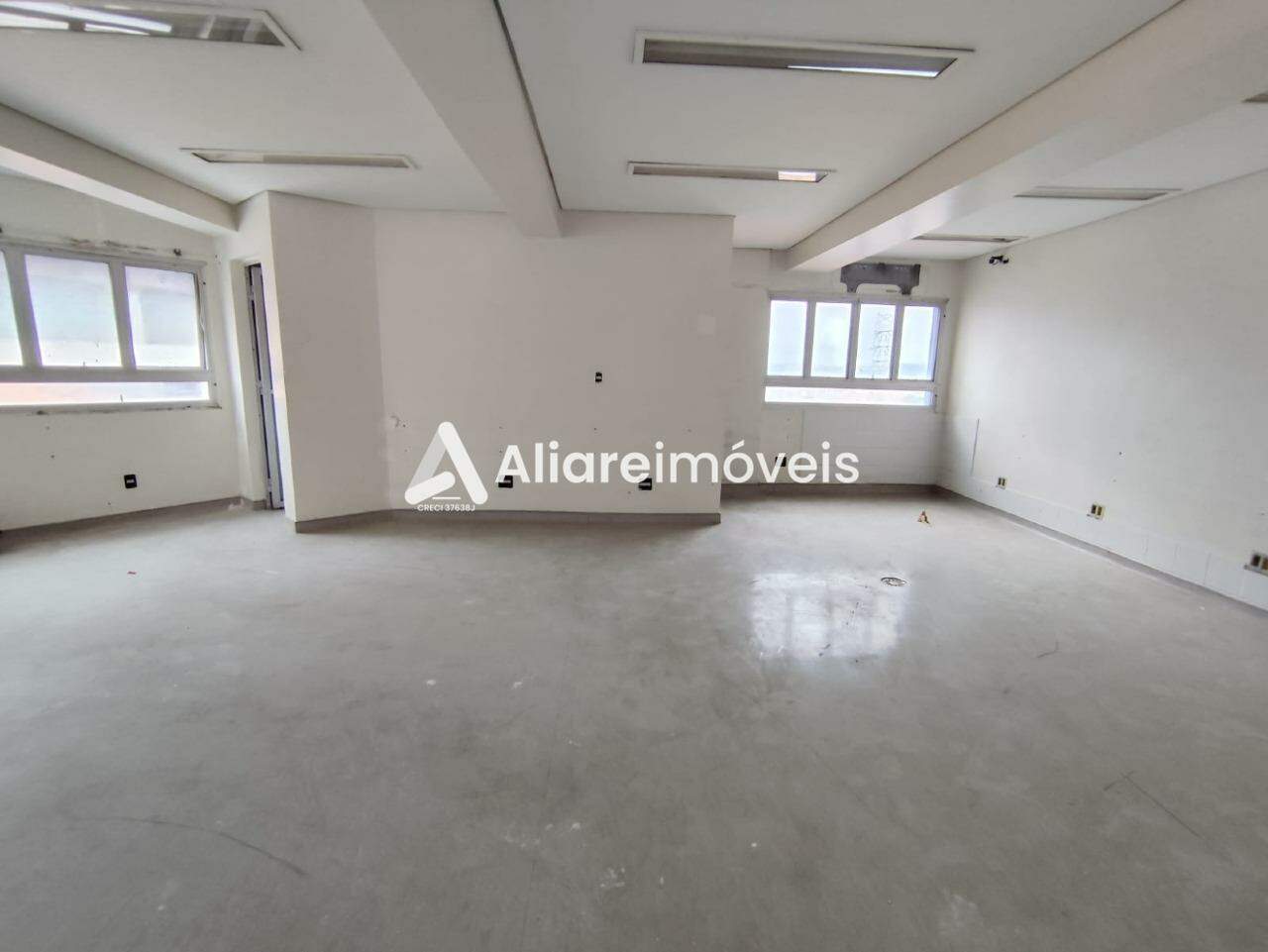 Casa Comercial para alugar, 1500m² - Foto 14