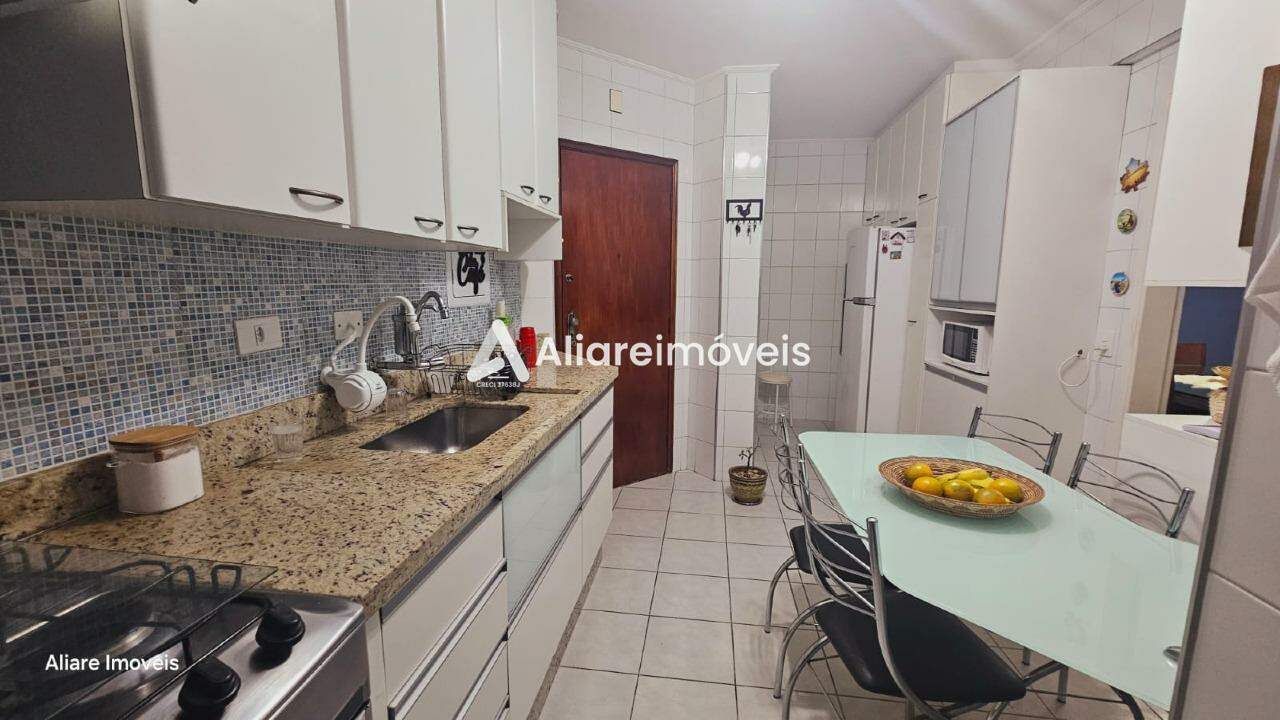 Apartamento à venda com 3 quartos, 80m² - Foto 12