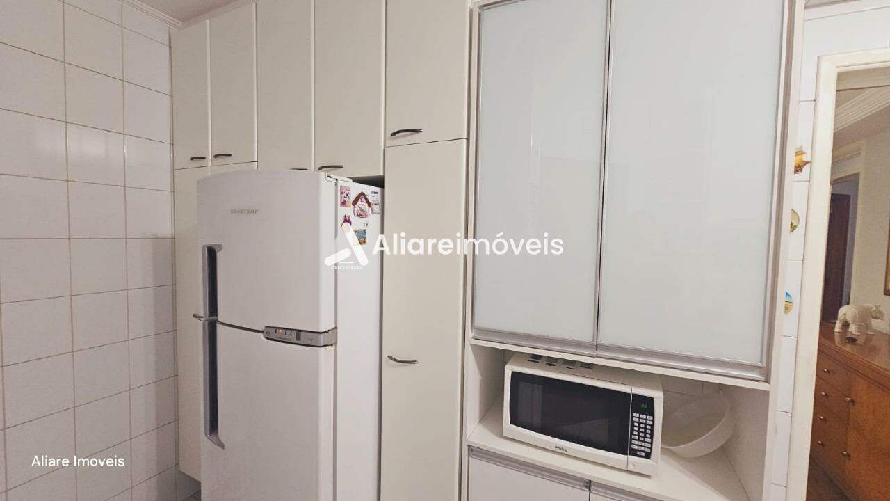 Apartamento à venda com 3 quartos, 80m² - Foto 21