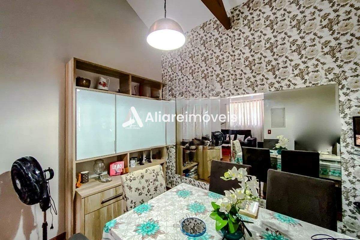 Casa à venda com 4 quartos, 250m² - Foto 24