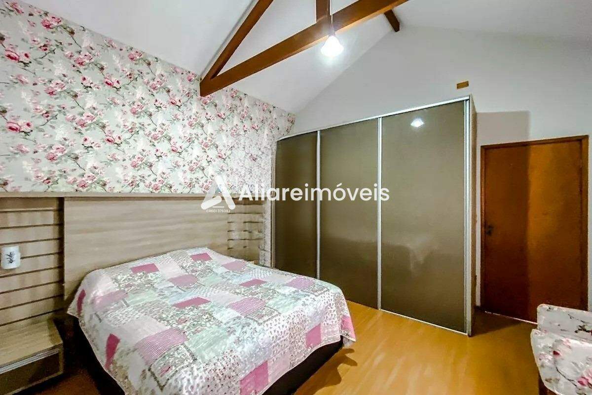 Casa à venda com 4 quartos, 250m² - Foto 10