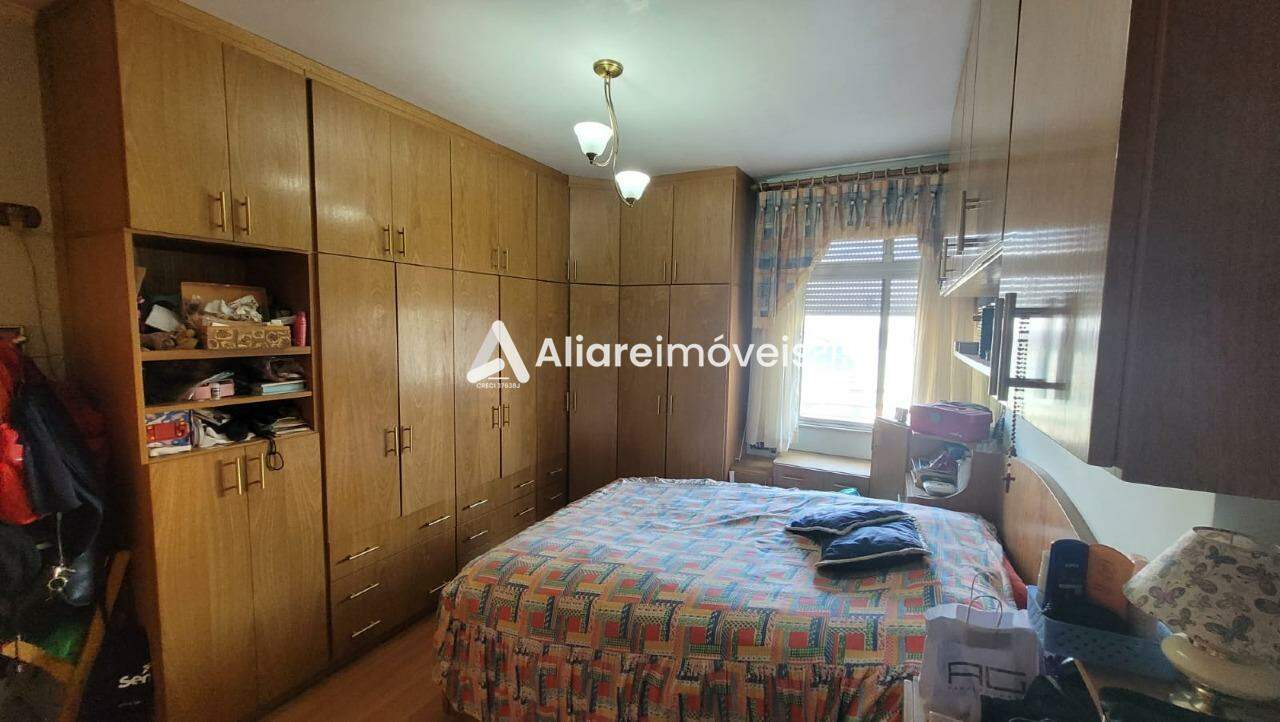 Apartamento à venda com 3 quartos, 212m² - Foto 16