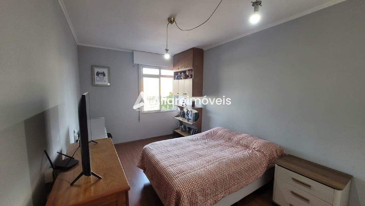 Apartamento à venda com 3 quartos, 212m² - Foto 12