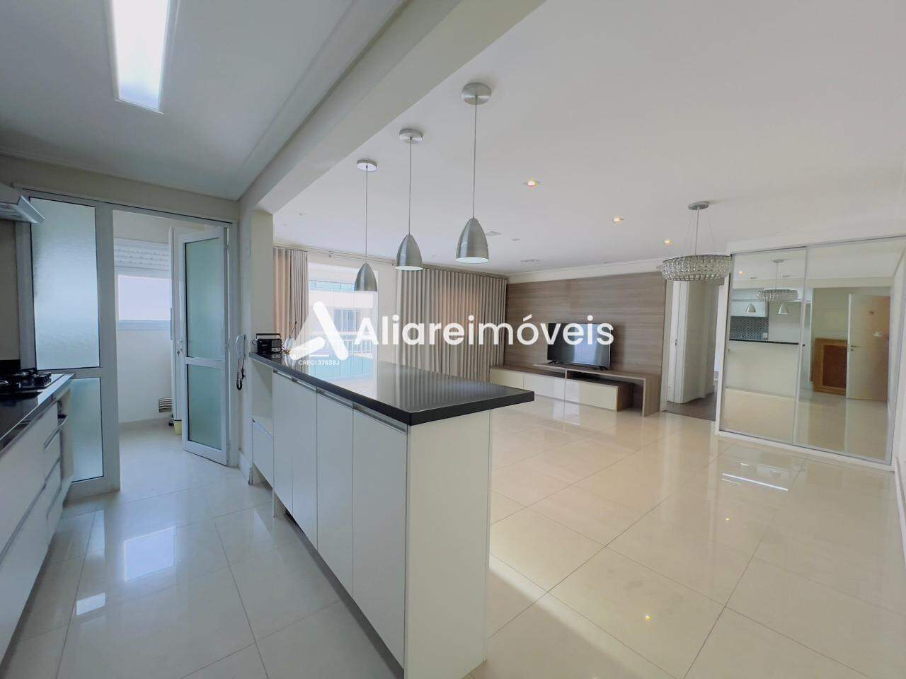 Apartamento à venda com 2 quartos, 83m² - Foto 1