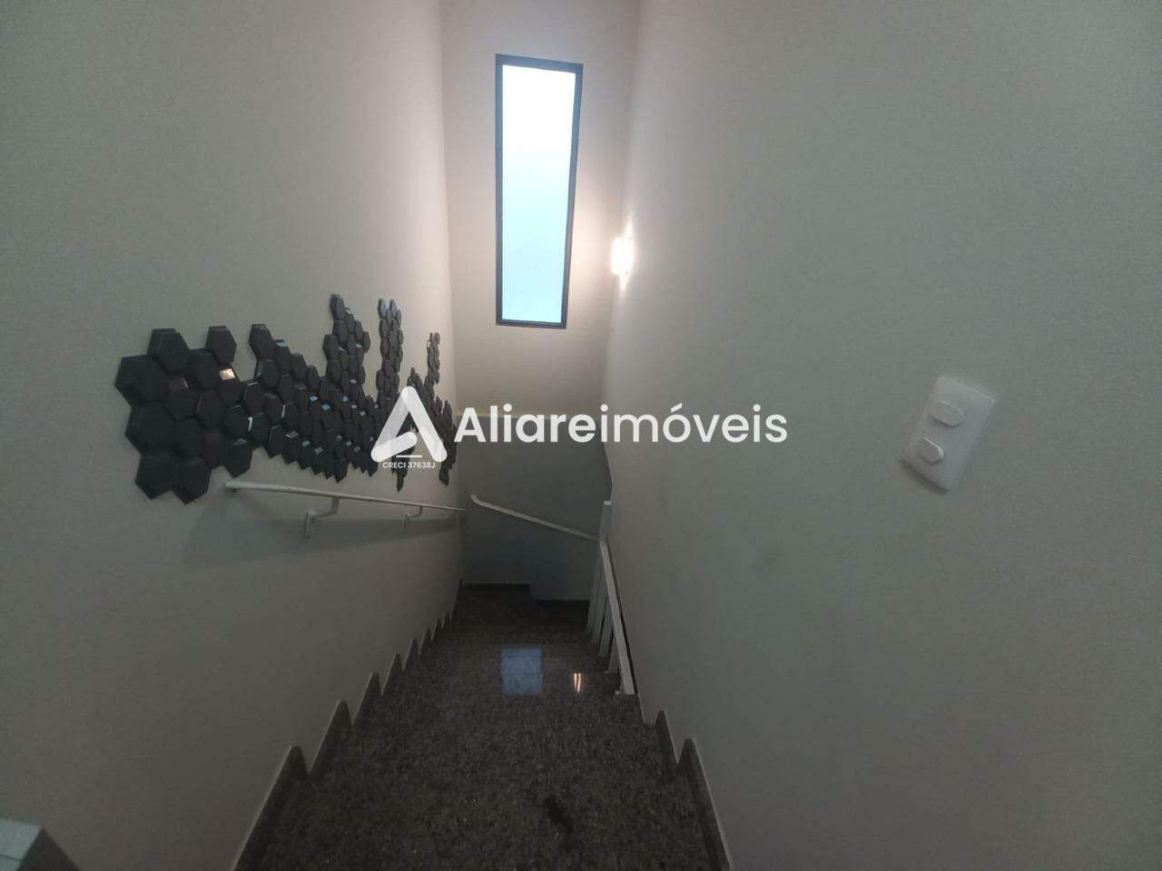 Casa à venda com 3 quartos, 105m² - Foto 6