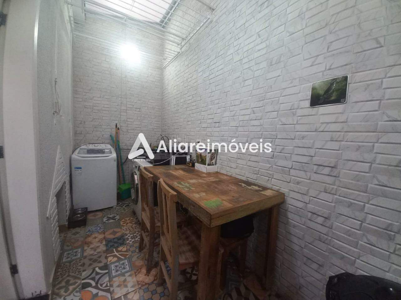 Casa à venda com 3 quartos, 105m² - Foto 20