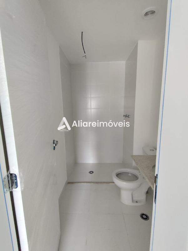 Apartamento à venda com 3 quartos, 118m² - Foto 9