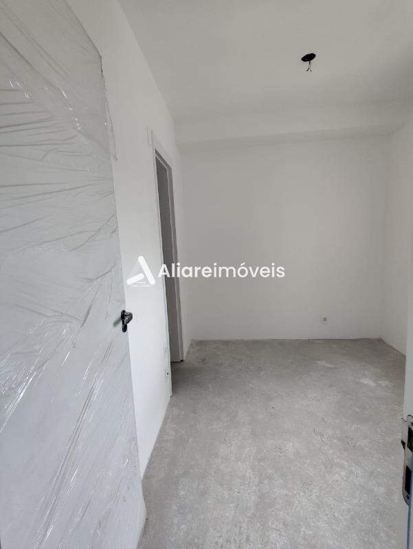 Apartamento à venda com 3 quartos, 118m² - Foto 8