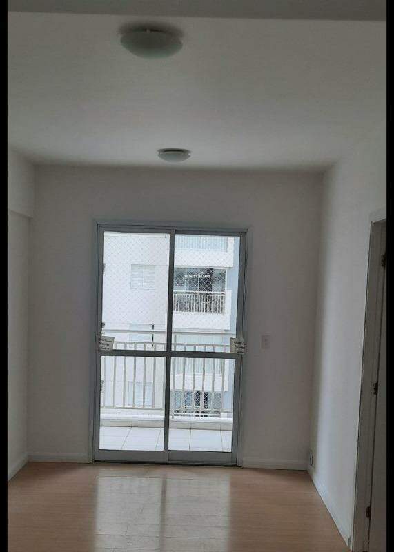 Apartamento à venda com 3 quartos, 68m² - Foto 2