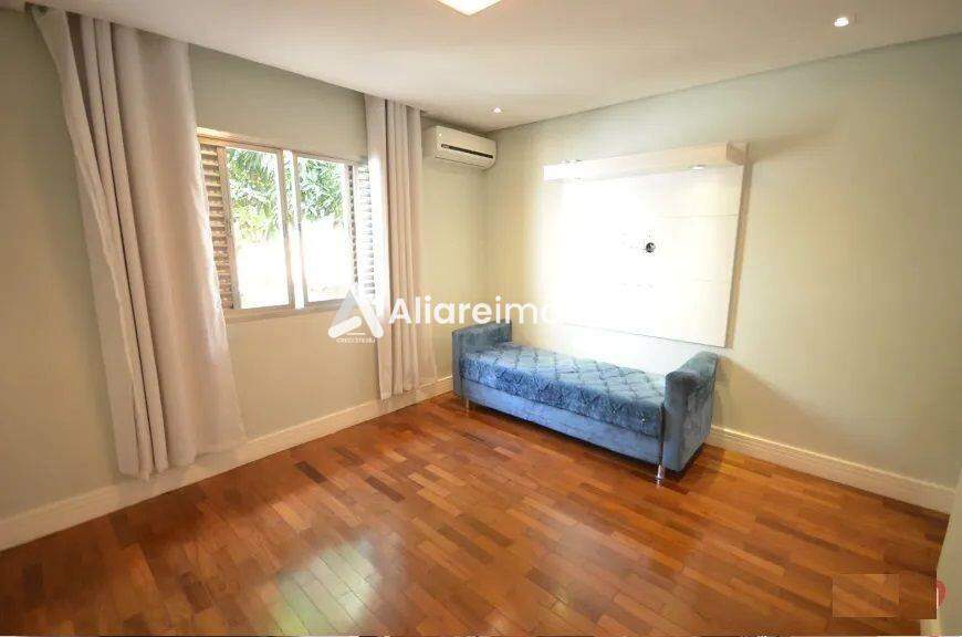 Casa à venda com 3 quartos, 265m² - Foto 13