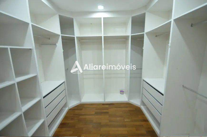 Casa à venda com 3 quartos, 265m² - Foto 19