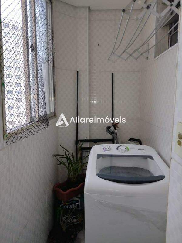 Apartamento à venda com 2 quartos, 37m² - Foto 12