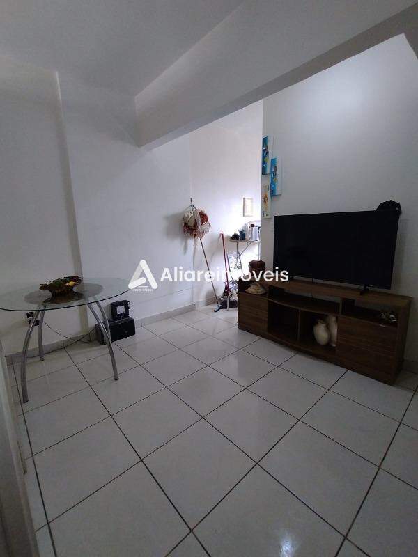 Apartamento à venda com 2 quartos, 37m² - Foto 5