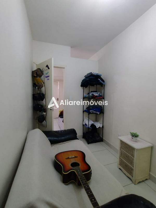 Apartamento à venda com 2 quartos, 37m² - Foto 11