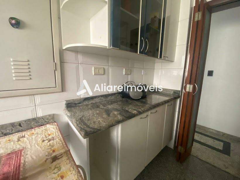 Apartamento à venda com 3 quartos, 128m² - Foto 22