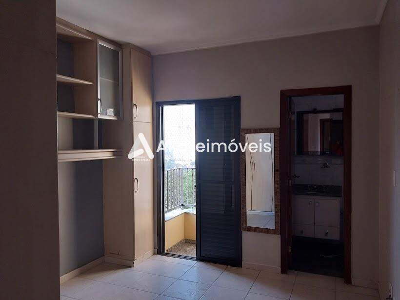 Apartamento à venda com 3 quartos, 128m² - Foto 14