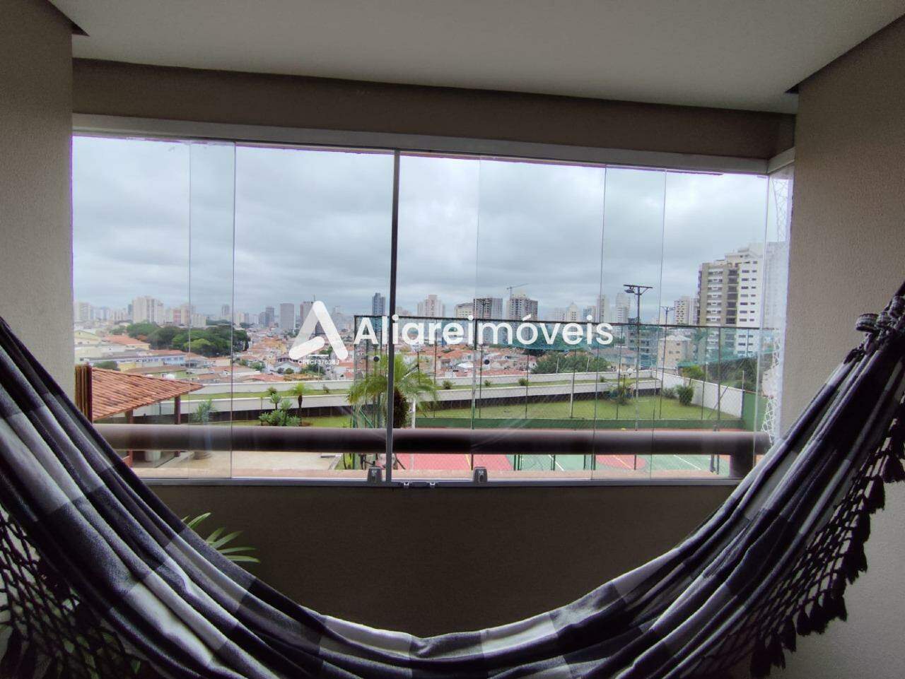 Apartamento à venda com 3 quartos, 70m² - Foto 4