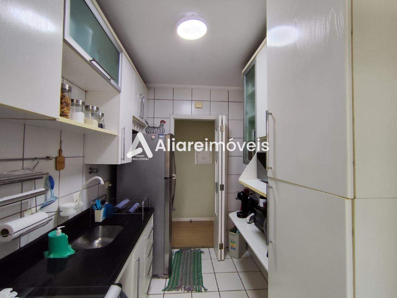 Apartamento à venda com 3 quartos, 70m² - Foto 24