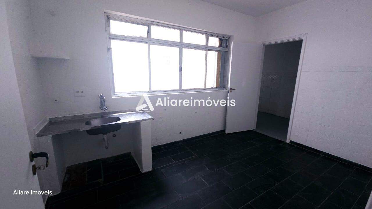 Apartamento para alugar com 2 quartos, 70m² - Foto 3