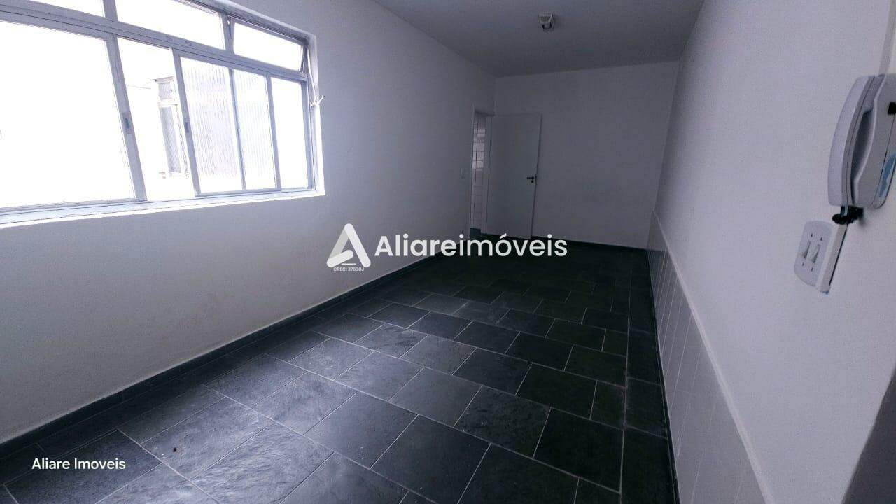 Apartamento para alugar com 2 quartos, 70m² - Foto 1