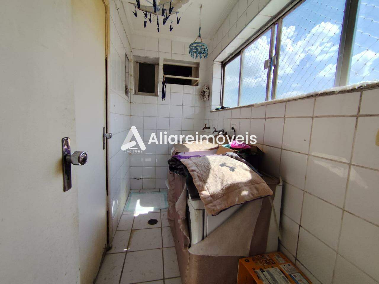 Apartamento à venda com 2 quartos, 85m² - Foto 8