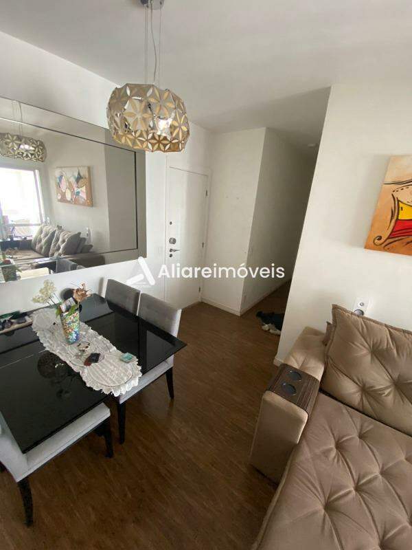 Apartamento à venda com 2 quartos, 69m² - Foto 3