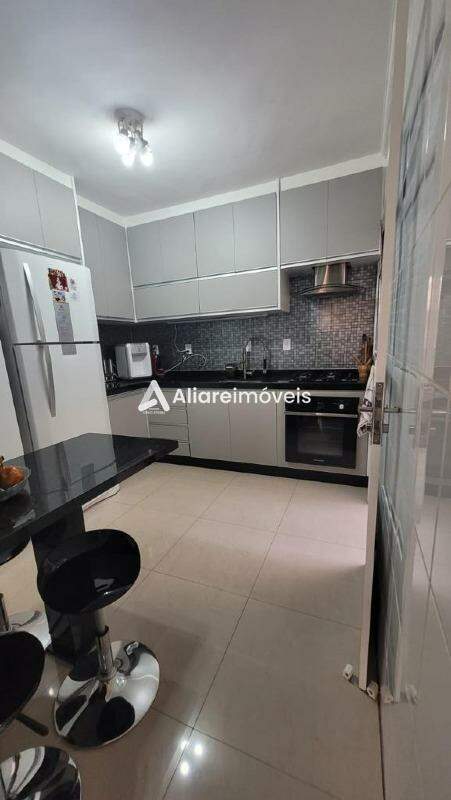 Casa à venda com 3 quartos, 126m² - Foto 5