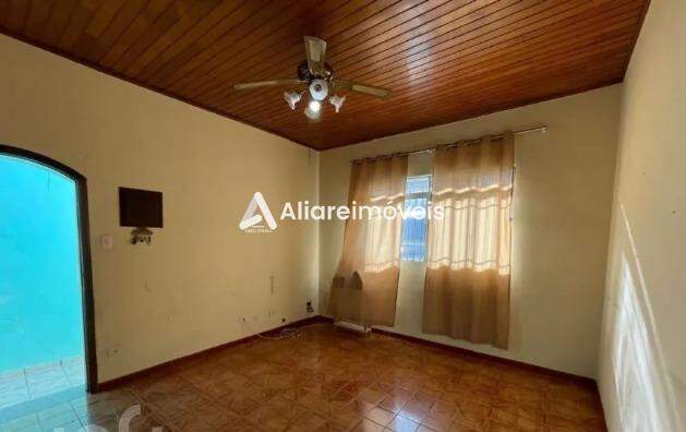 Casa à venda com 2 quartos, 120m² - Foto 5