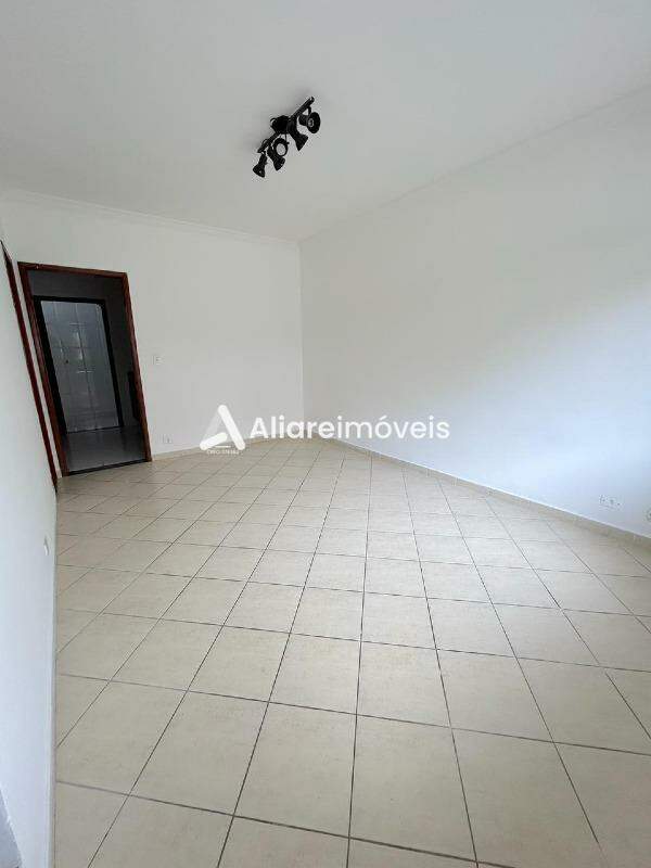 Casa para alugar com 2 quartos, 99m² - Foto 15