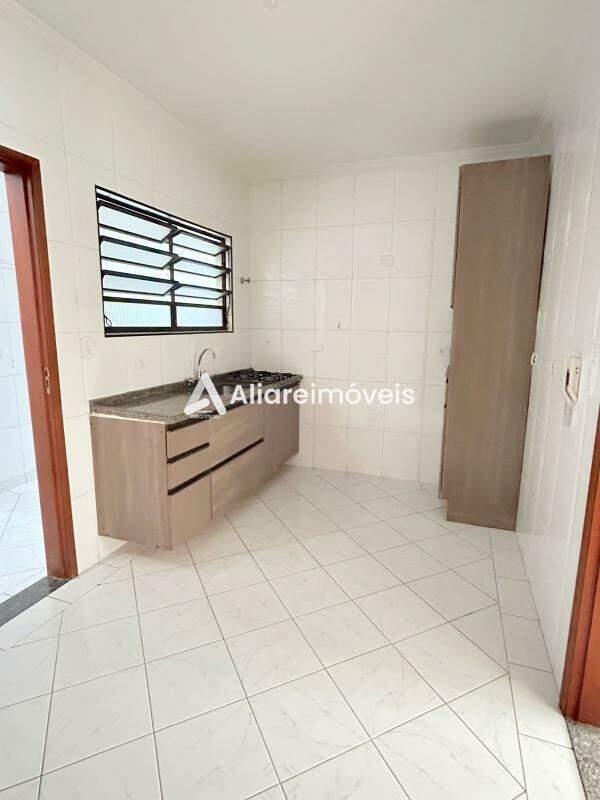 Casa para alugar com 2 quartos, 99m² - Foto 16