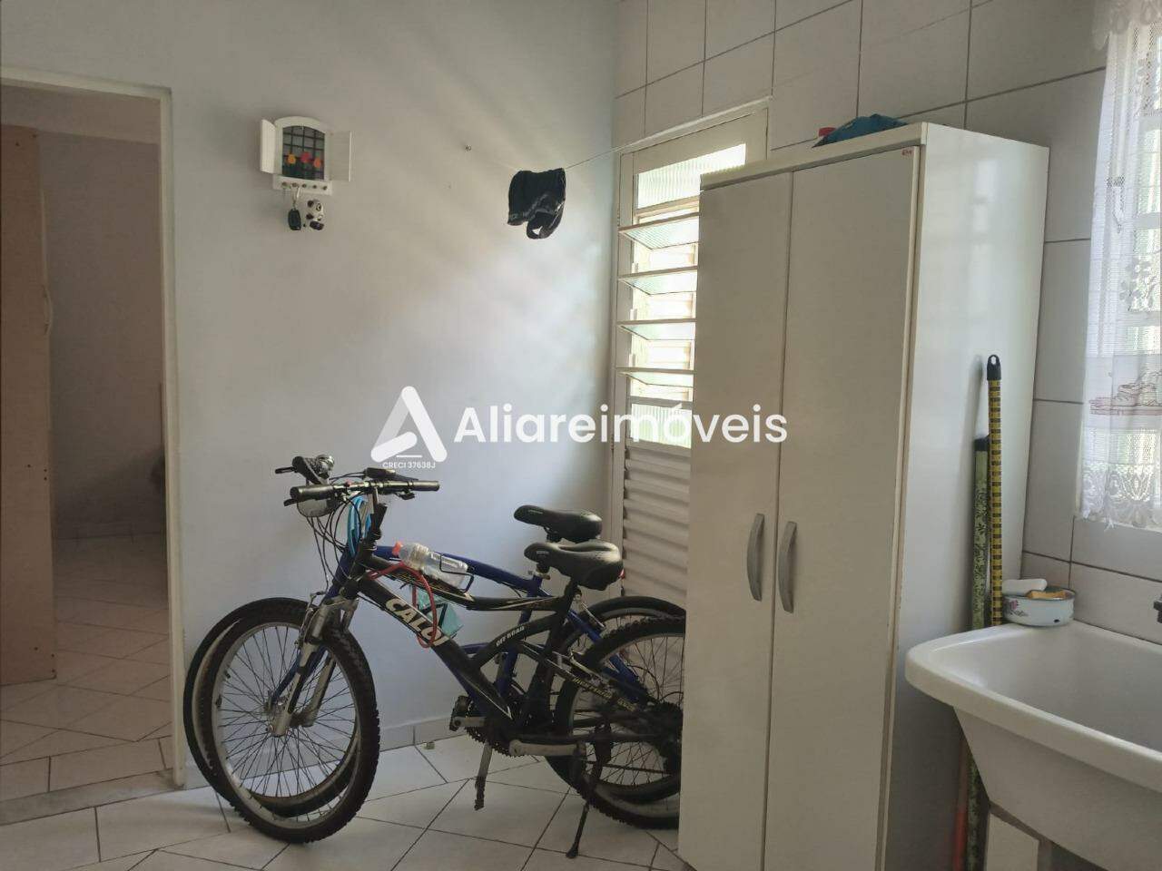 Casa à venda com 3 quartos, 156m² - Foto 14