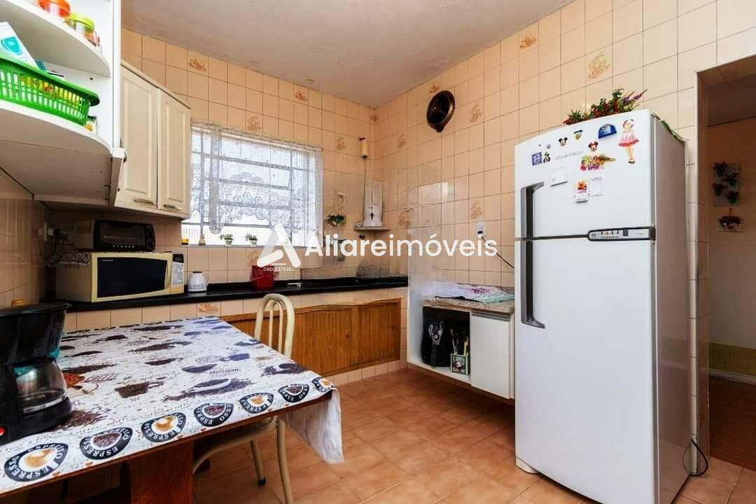 Casa à venda com 4 quartos, 157m² - Foto 17