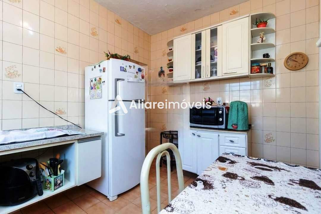 Casa à venda com 4 quartos, 157m² - Foto 16