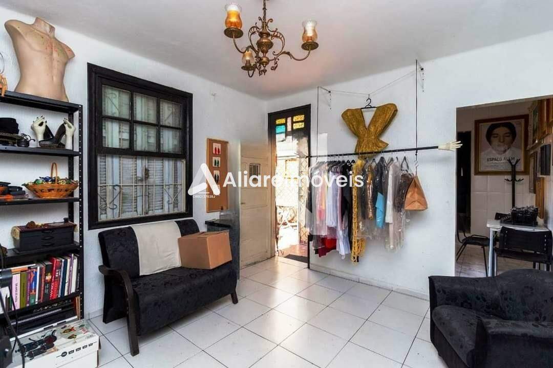 Casa à venda com 4 quartos, 157m² - Foto 3