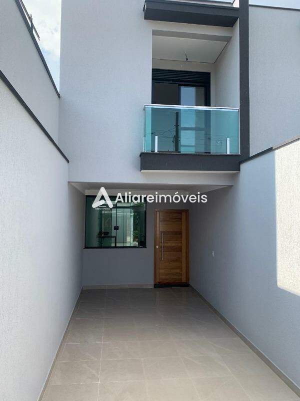 Casa à venda com 3 quartos, 95m² - Foto 2