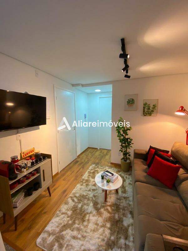 Apartamento à venda com 1 quarto, 33m² - Foto 1