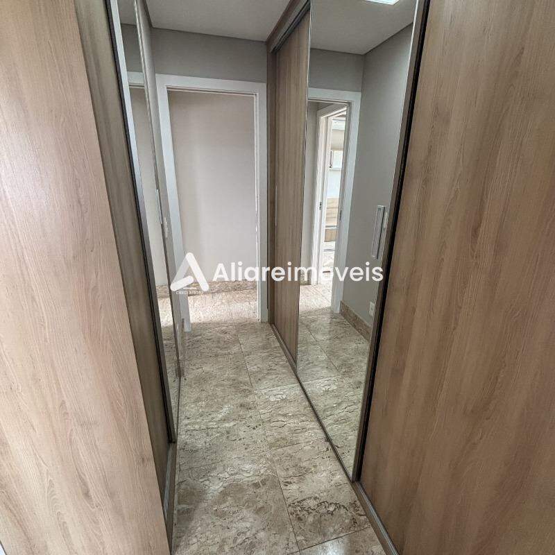 Apartamento para alugar com 3 quartos, 109m² - Foto 14