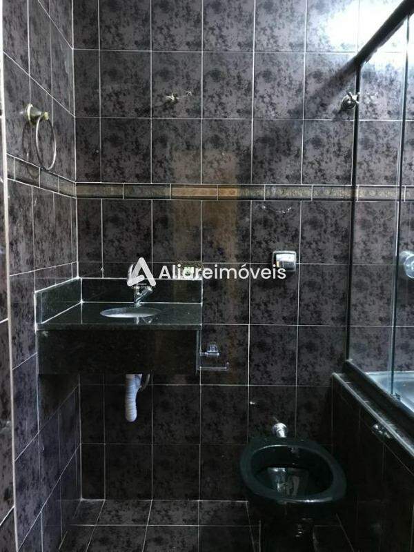 Casa para alugar com 3 quartos, 220m² - Foto 3