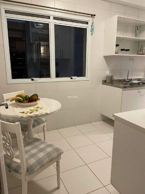 Apartamento à venda com 4 quartos, 151m² - Foto 14