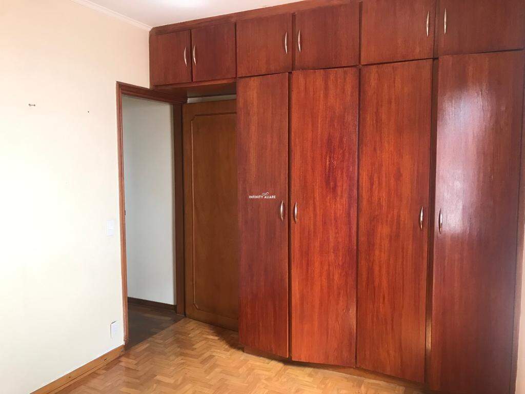 Casa à venda com 3 quartos, 167m² - Foto 2