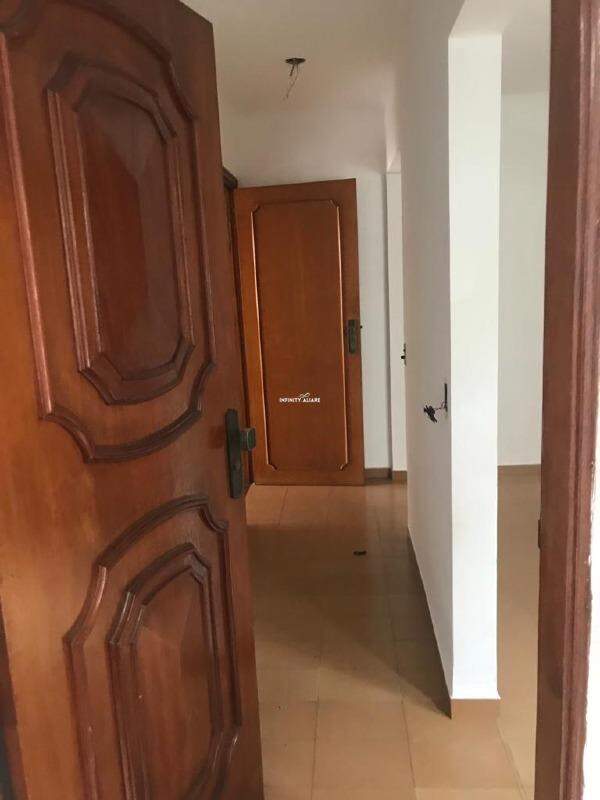 Casa à venda com 3 quartos, 167m² - Foto 13