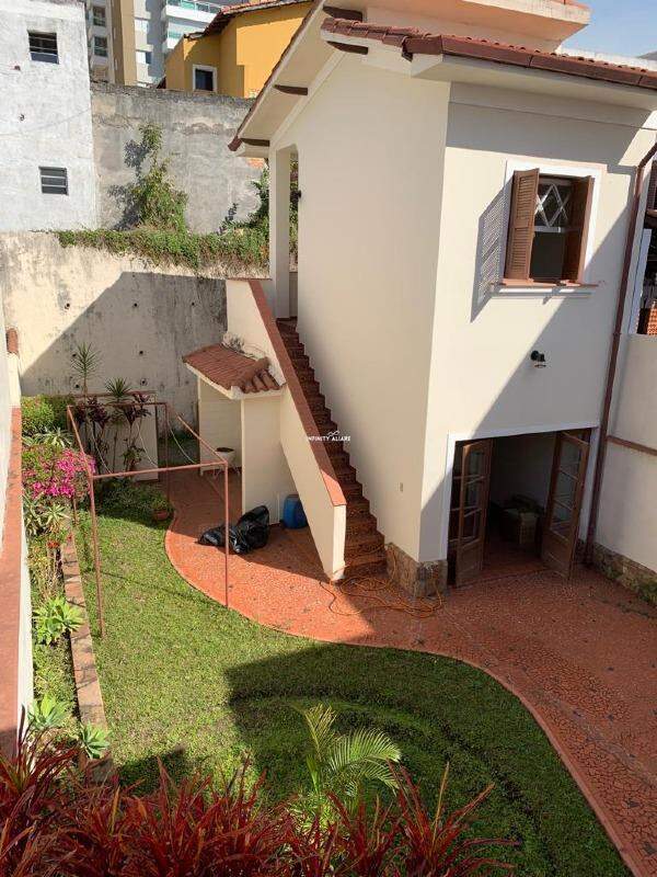 Casa à venda com 3 quartos, 190m² - Foto 8