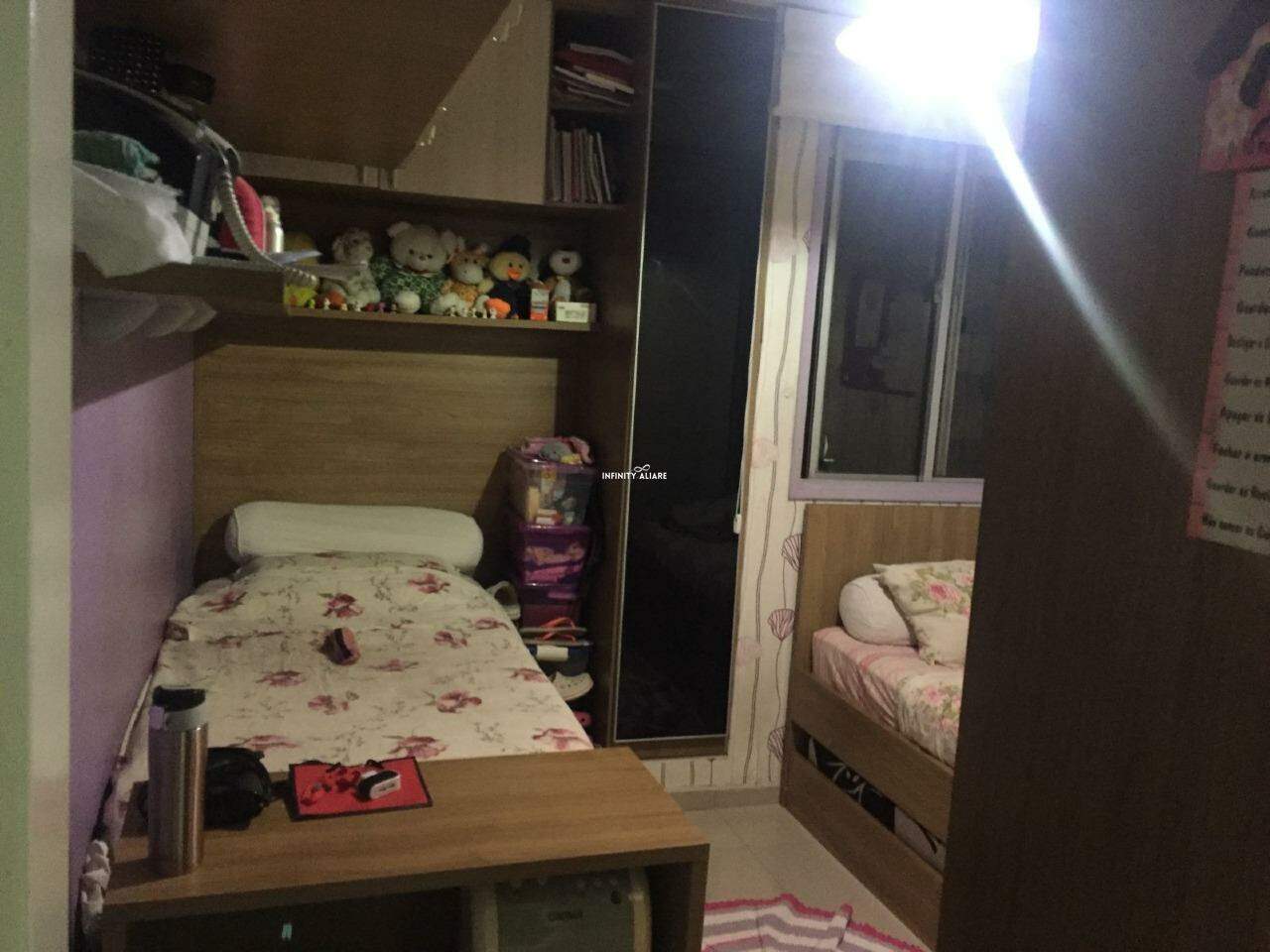 Apartamento à venda com 2 quartos, 68m² - Foto 2