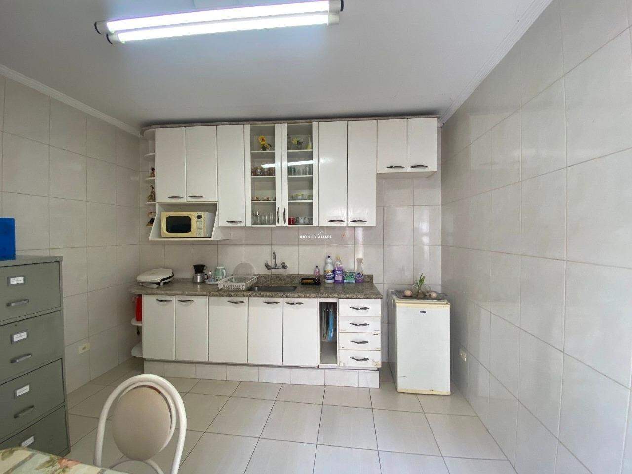 Casa à venda com 2 quartos, 77m² - Foto 16