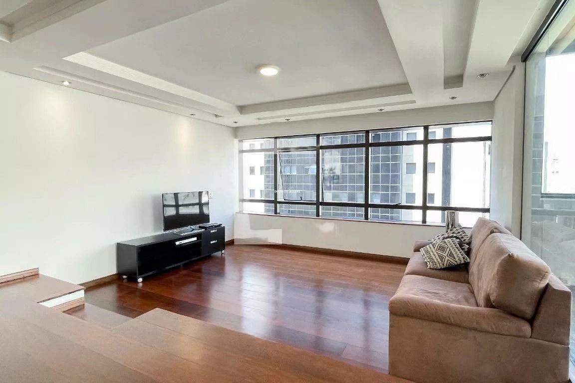 Apartamento para alugar com 3 quartos, 185m² - Foto 16