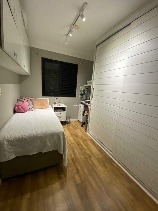 Apartamento à venda com 3 quartos, 83m² - Foto 6