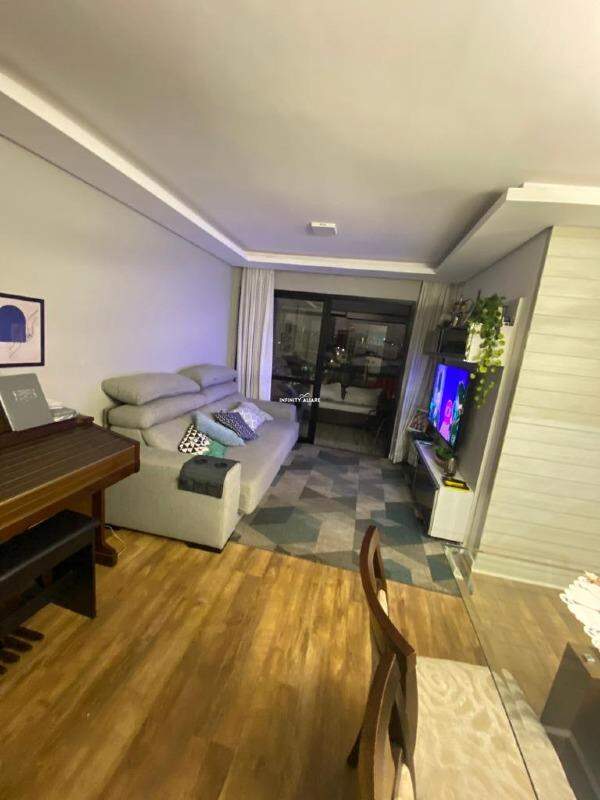 Apartamento à venda com 3 quartos, 83m² - Foto 14