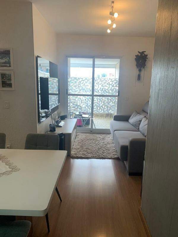 Apartamento à venda com 3 quartos, 75m² - Foto 1