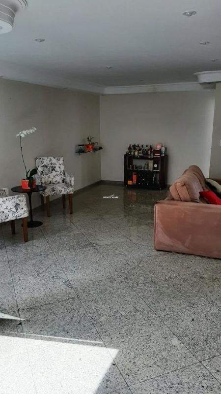 Casa de Condomínio à venda com 4 quartos, 325m² - Foto 5